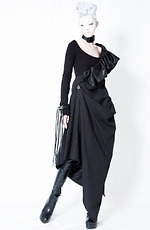 アリスアウアア 2020年秋冬コレクション - 記憶の手触り、波打つ時間の襞｜写真9