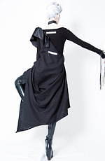 アリスアウアア 2020年秋冬コレクション - 記憶の手触り、波打つ時間の襞｜写真10