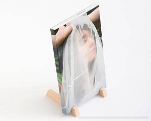 新垣結衣の写真展が大阪で、未公開の撮り下ろし写真展示&オリジナルグッズも|写真3