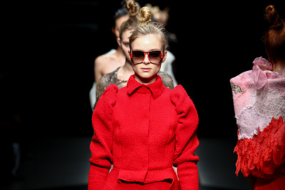 コニー・フルーネヴェーフェン 2013-14年秋冬 ウィメンズ