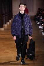 メンズジャケットの秋冬コーデ〈ブルゾン・テーラードジャケットなど種類別〉人気ブランドの着こなしを紹介｜写真6