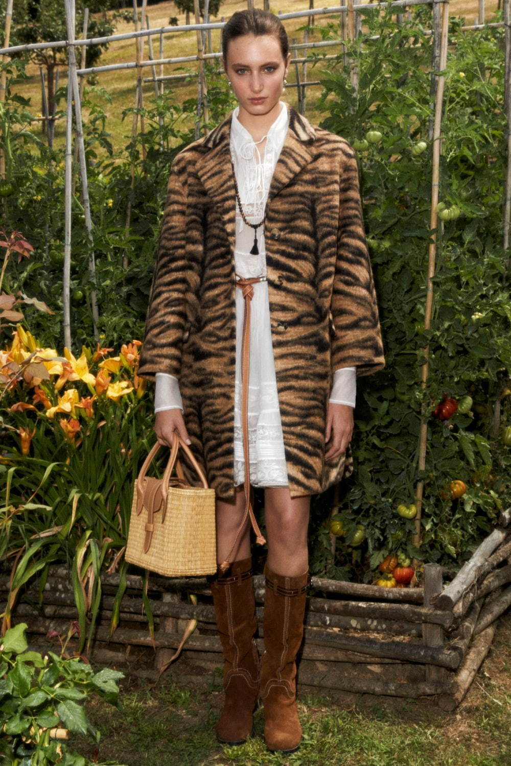 エルマンノ シェルヴィーノ 2021年リゾート｜ ラップコート