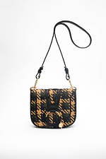 シーバイクロエ新作“タータンチェック”調の編み込みレザーバッグ＆ロゴ入りスライドサンダル｜写真2