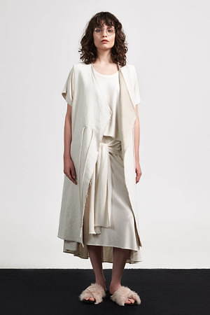 ネヘラ(NEHERA) 2021年リゾートウィメンズコレクション  - 写真9