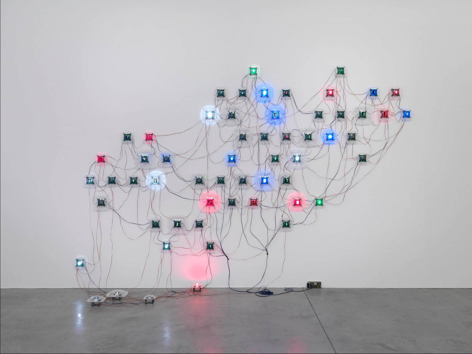 宮島達男《Life (le corps sans organes) - no.18》2013年
Courtesy of SCAI THE BATHHOUSE Photo by Ken Adlard