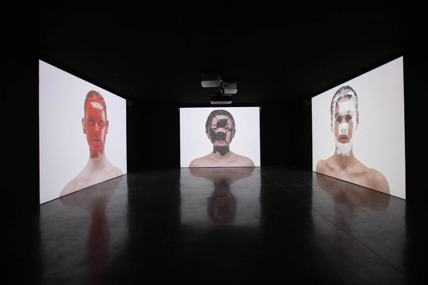 宮島達男《Counter Skin on Faces》2019/2020年
Courtesy of Akio Nagasawa Gallery Photo by Siliang Ma