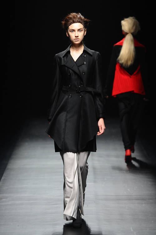 ヤストシ エズミ 2013-14年秋冬<span>コレクション</span> - 写真44