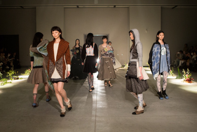 インプロセス(IN-PROCESS) 2013-14年秋冬コレクション - 過去の記憶を紡ぐ洋服たち