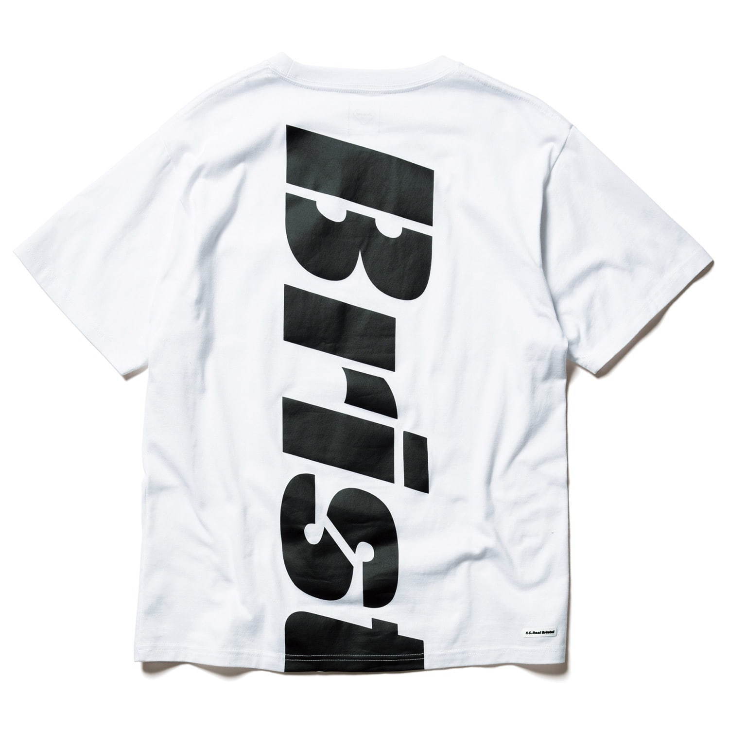 エフシーレアルブリストルの新作Tシャツ、バイアスストライプやステンシル調ロゴをプリント｜写真20