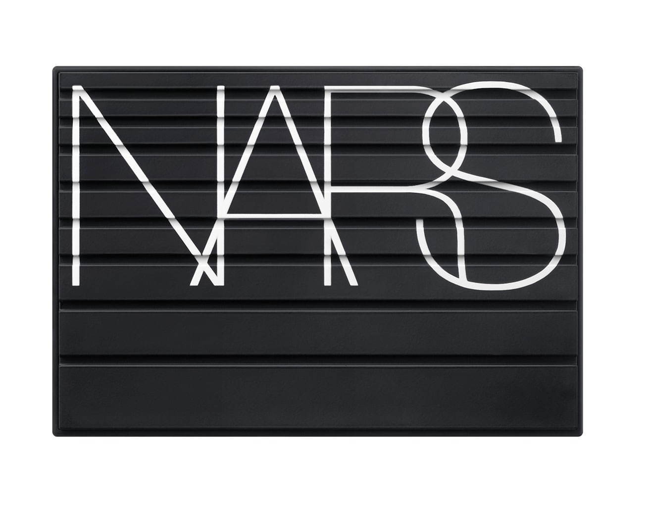 NARS史上最高にドラマティックな新“ボリューム”マスカラ、贅沢12色アイシャドウパレットも｜写真4