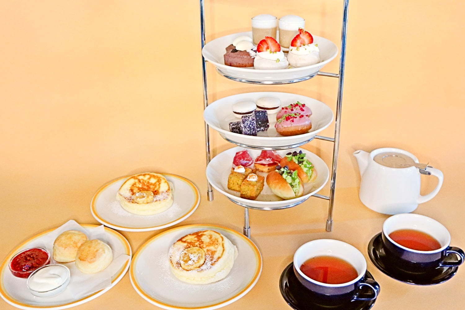 bills 大阪店限定 bills HIGT TEA SET 2名6,600円(税込)