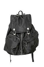 sacai × ポーター、マチありヘルメットバッグ＆非対称ポケットのバックパック｜写真10