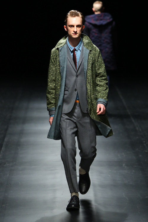 ファクトタム(FACTOTUM) 2013-14年秋冬メンズコレクション シルエット - 写真4