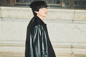 ステュディオスのトウキョウベースから新メンズブランド「エフ」レザー風ジャケット＆サテンシャツ