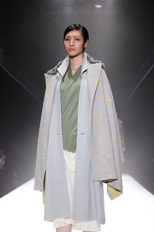 まとふ 2013-14年秋冬<span>コレクション</span> - 写真16
