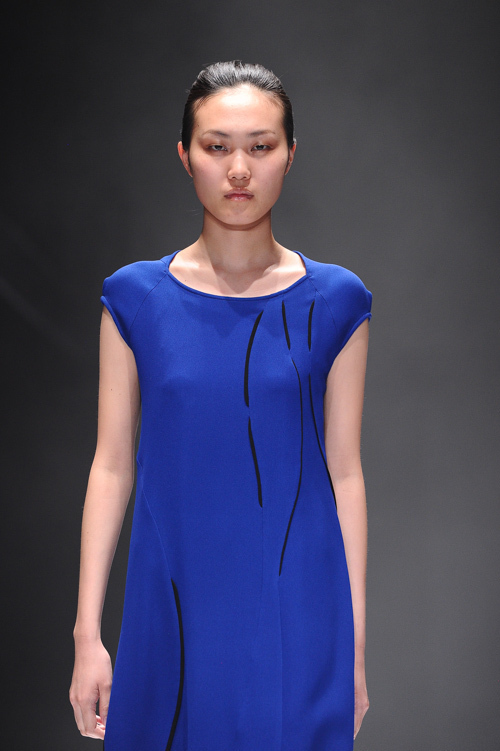 まとふ 2013-14年秋冬<span>コレクション</span> - 写真53