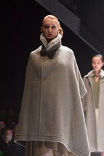 まとふ(matohu) 2013-14年秋冬コレクション - 間から生まれる、日本の美意識｜写真3