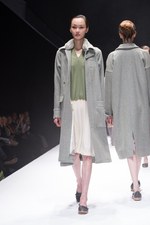 まとふ(matohu) 2013-14年秋冬コレクション - 間から生まれる、日本の美意識｜写真6