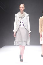 まとふ(matohu) 2013-14年秋冬コレクション - 間から生まれる、日本の美意識｜写真24