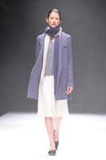 まとふ(matohu) 2013-14年秋冬コレクション - 間から生まれる、日本の美意識｜写真31