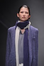 まとふ(matohu) 2013-14年秋冬コレクション - 間から生まれる、日本の美意識｜写真32