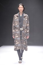 まとふ(matohu) 2013-14年秋冬コレクション - 間から生まれる、日本の美意識｜写真33