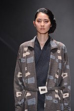 まとふ(matohu) 2013-14年秋冬コレクション - 間から生まれる、日本の美意識｜写真34