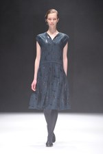 まとふ(matohu) 2013-14年秋冬コレクション - 間から生まれる、日本の美意識｜写真60