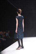 まとふ(matohu) 2013-14年秋冬コレクション - 間から生まれる、日本の美意識｜写真62