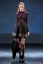 ヨハン クー 2013-14年秋冬コレクション - 破滅の世界へと誘う魔性の女｜写真12
