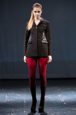 ヨハン クー 2013-14年秋冬コレクション - 破滅の世界へと誘う魔性の女｜写真14