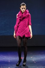 ヨハン クー 2013-14年秋冬コレクション - 破滅の世界へと誘う魔性の女｜写真20