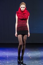 ヨハン クー 2013-14年秋冬コレクション - 破滅の世界へと誘う魔性の女｜写真21