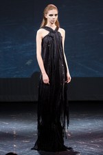 ヨハン クー 2013-14年秋冬コレクション - 破滅の世界へと誘う魔性の女｜写真28