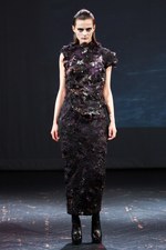 ヨハン クー 2013-14年秋冬コレクション - 破滅の世界へと誘う魔性の女｜写真29