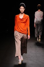 サポートサーフェス 2013-14年秋冬コレクション - 心を照らす煌めきの残像｜写真5