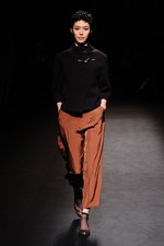 サポートサーフェス 2013-14年秋冬コレクション - 心を照らす煌めきの残像｜写真41