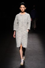 サポートサーフェス 2013-14年秋冬コレクション - 心を照らす煌めきの残像｜写真50