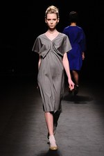 サポートサーフェス 2013-14年秋冬コレクション - 心を照らす煌めきの残像｜写真51