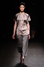 サポートサーフェス 2013-14年秋冬コレクション - 心を照らす煌めきの残像｜写真56