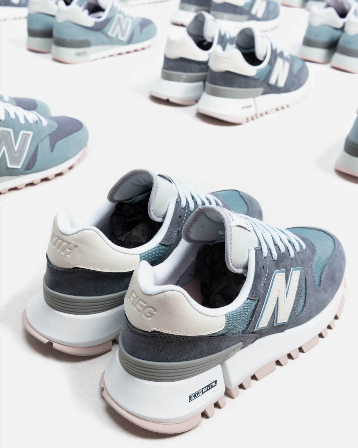 キス(Kith), ニューバランス(New Balance) 1300｜写真19