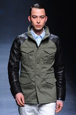 ウノ ピュ ウノ ウグァーレ トレ 2013-14年秋冬コレクション - 無骨な男のリアルクローズ｜写真34