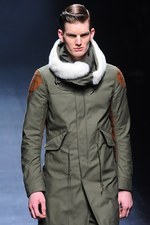 ウノ ピュ ウノ ウグァーレ トレ 2013-14年秋冬コレクション - 無骨な男のリアルクローズ｜写真52