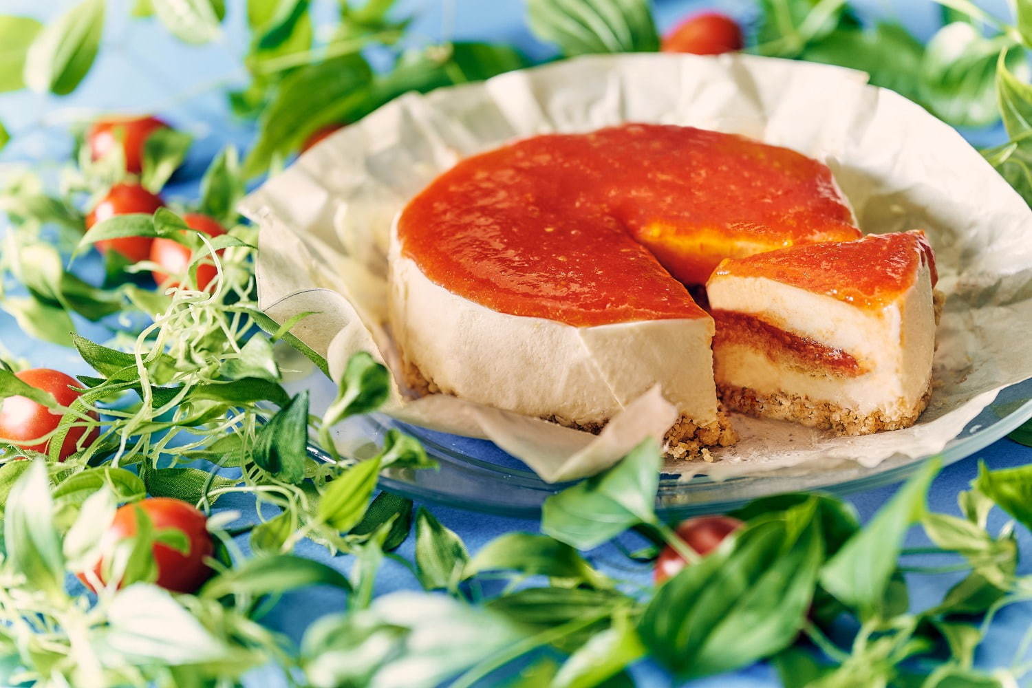 カファレルから濃厚ジャンドゥーヤのチーズケーキ＆“カプレーゼ”のように味わうトマトチーズケーキ｜写真8