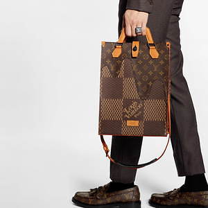 ルイ・ヴィトンのヴァージル・アブロー×NIGOのコラボ「LV ルイ・ヴィトンのヴァージル・アブロー×NIGOのコラボ「LV