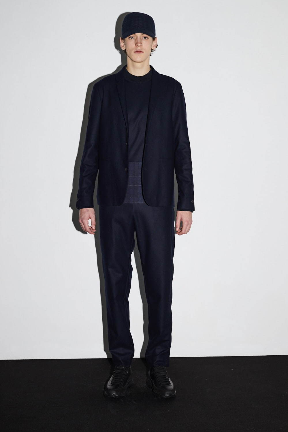 ステファン シュナイダー(STEPHAN SCHNEIDER) 2020-21年秋冬メンズ ステファン シュナイダー(STEPHAN SCHNEIDER) 2020-21年秋冬メンズ