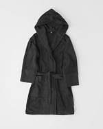 フォーシーズンズホテル東京大手町にアデライデの新ライフスタイルストア誕生、ヴェトモンの限定Tシャツも｜写真18