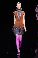 ユマ コシノ 2013-14年秋冬コレクション - 純粋と混沌との美しいカオスを、エッジィに｜写真4