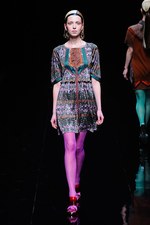 ユマ コシノ 2013-14年秋冬コレクション - 純粋と混沌との美しいカオスを、エッジィに｜写真16