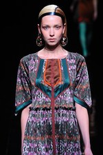 ユマ コシノ 2013-14年秋冬コレクション - 純粋と混沌との美しいカオスを、エッジィに｜写真17